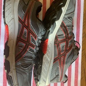 Asics Gray and Red Men’s Trial Running Shoes